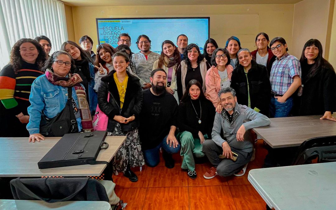 Visita de expertos internacionales fortalece la formación en Diseño Escenográfico de UNAE/ENSAD